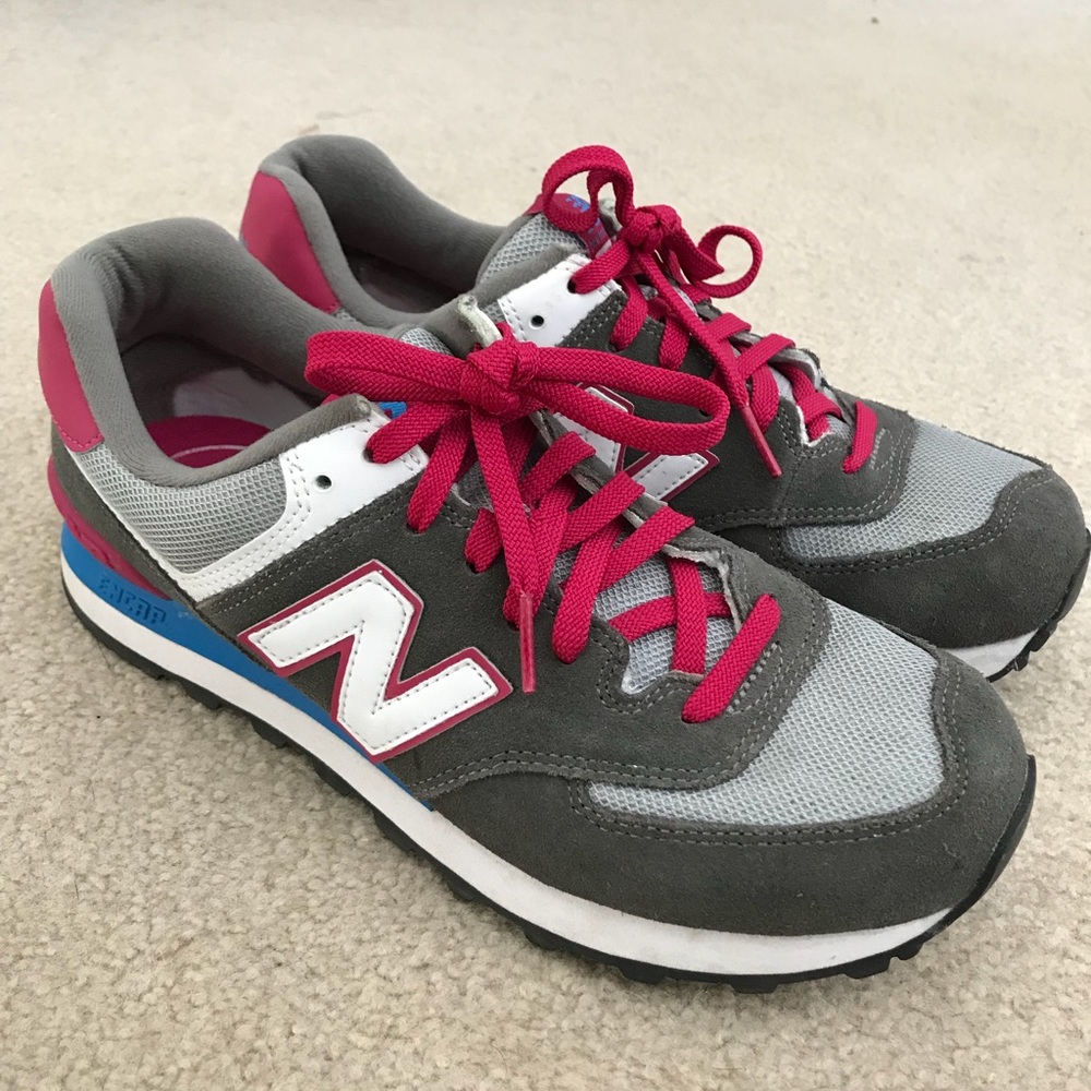 New Balance 574 Classic in Pink/Grey/Blue/White